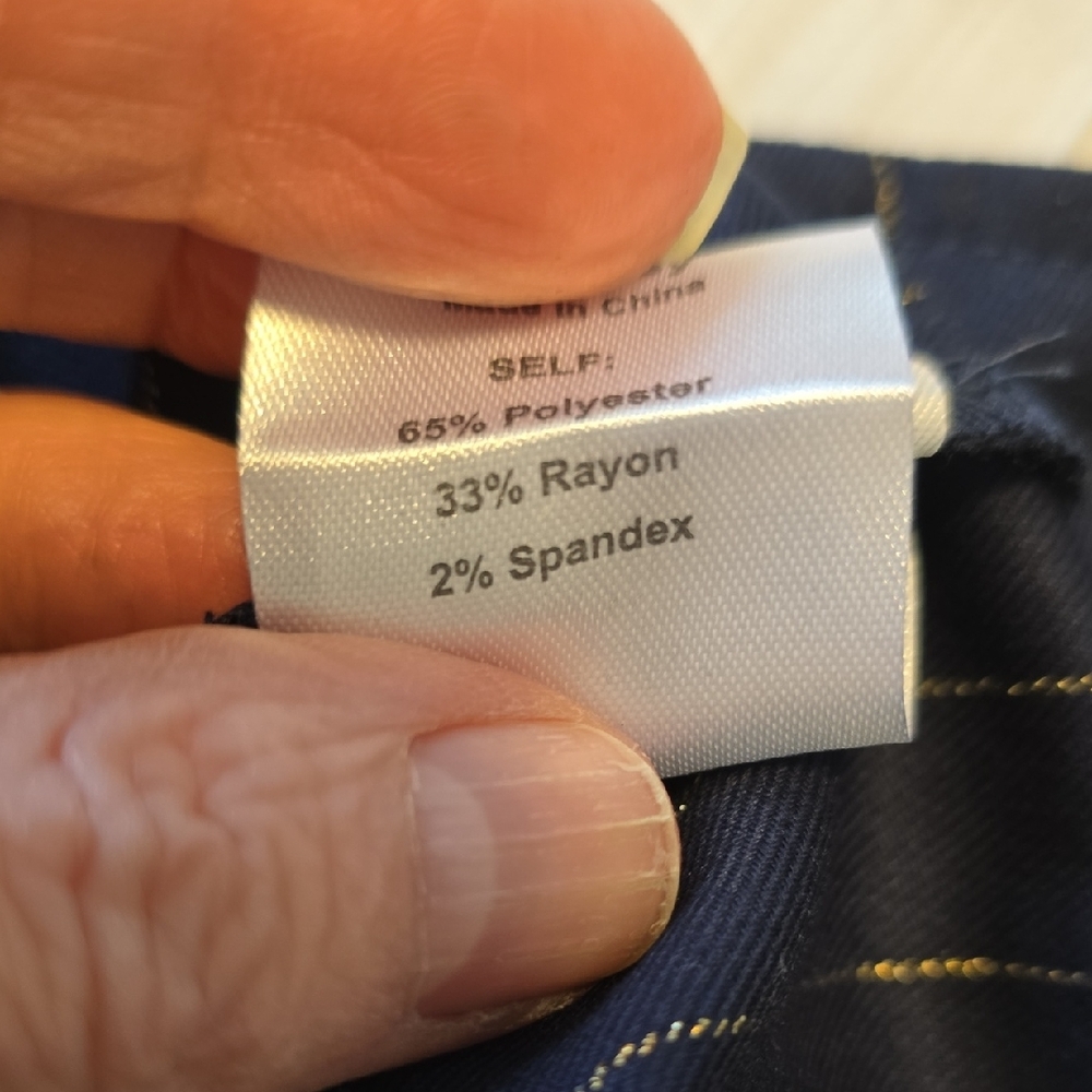 Choosy Elegant Navy Striped High Waist Shorts. Size 0 NWT - Picture 13 of 15